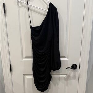Elegant Black One-Shoulder Dress